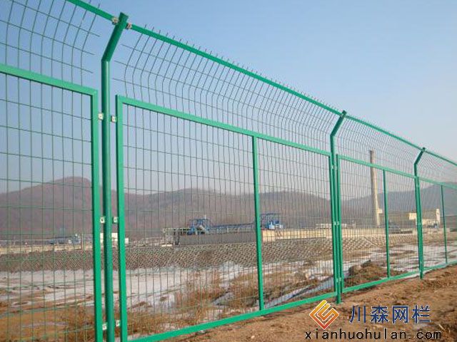 高速公路护栏网